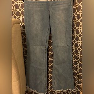 Stretchy high waisted bell bottom jeans